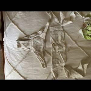 Triangl off the shoulder bikini